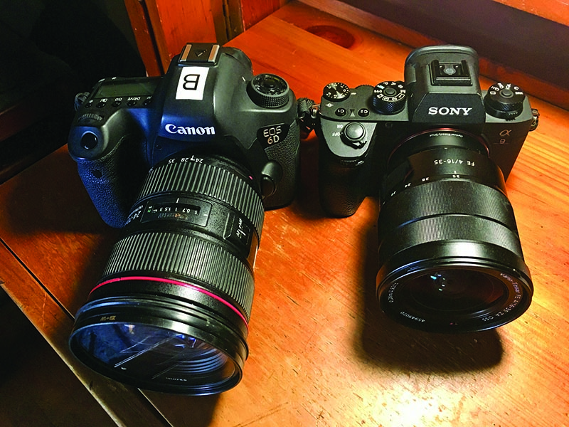 Camera Bag: What’s The Deal With Mirrorless Cameras?