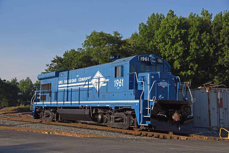 SMS Railroad Paints B23-7 in Nod to Conrail Heritage