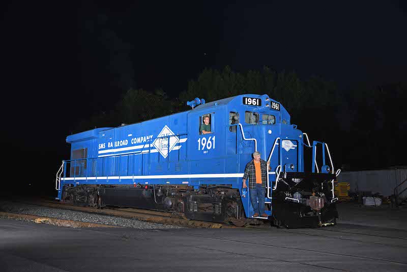 SMS Railroad Paints B23-7 in Nod to Conrail Heritage - Railfan
