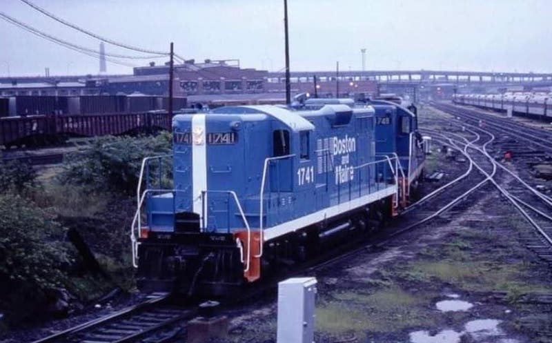 470 Railroad Club Saves Boston & Maine GP9