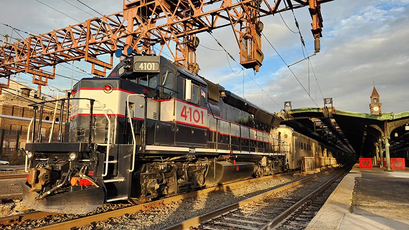 NJ Transit's Newest Heritage Unit Enters Service - Railfan & Railroad  Magazine