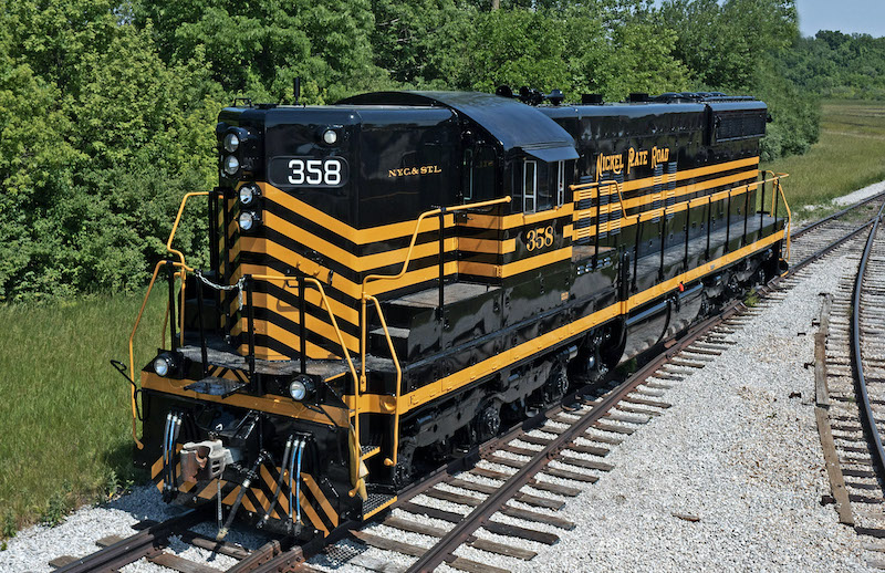 Progress Rail Aids Fort Wayne Group Restoring NKP SD9 - Railfan ...