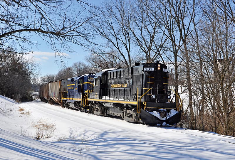 See Virginia's Shenandoah Valley By Rail On The Virginia Scenic Railway