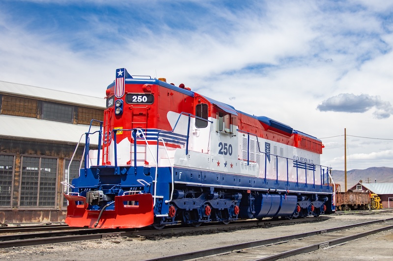 Photo Line: Short Lines Start Semiquincentennial Celebration