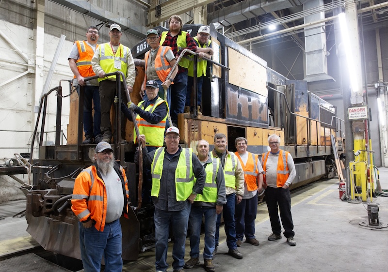 Cosmetic Restoration of MILW U25B Underway in Washington