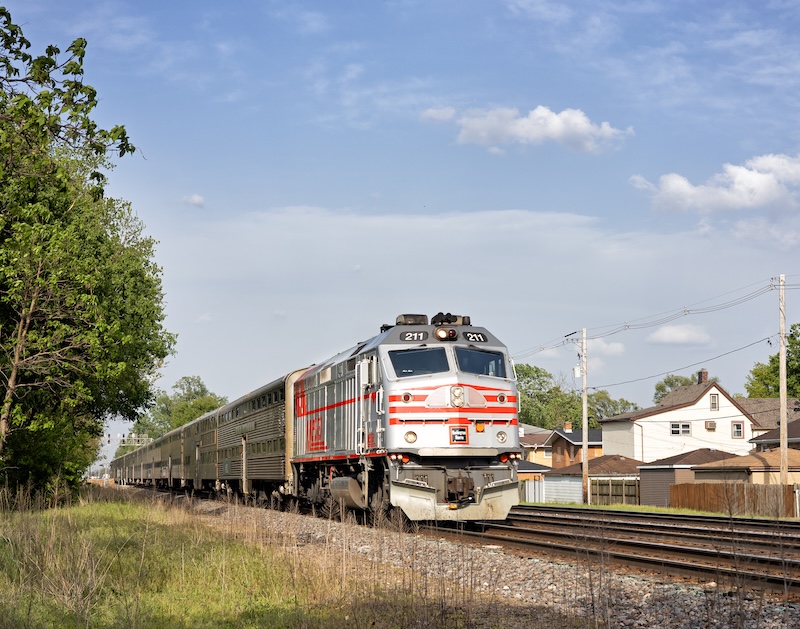 BNSF, Metra Ink Commuter Service Agreement