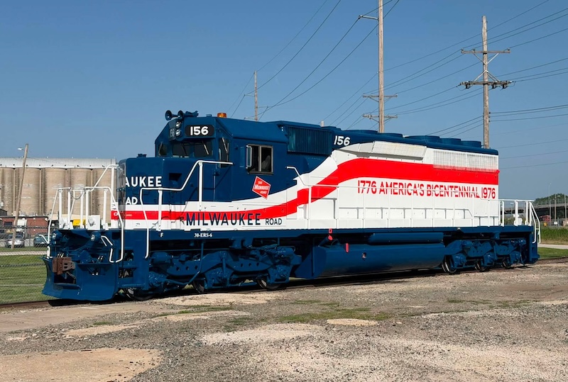Milwaukee Road Bicentennial Unit Restored